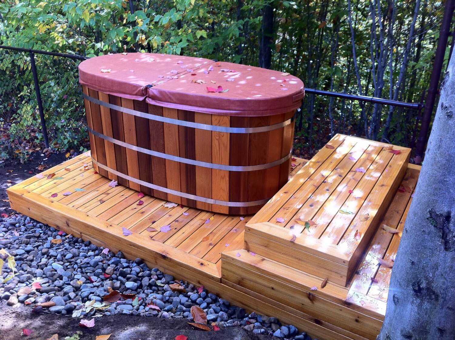 japanese-wood-soaking-tub