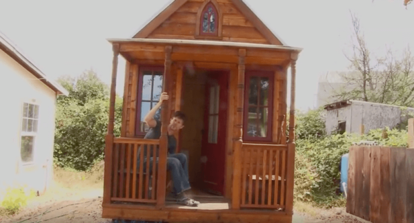 we-the-tiny-house-people-movie-screenshot