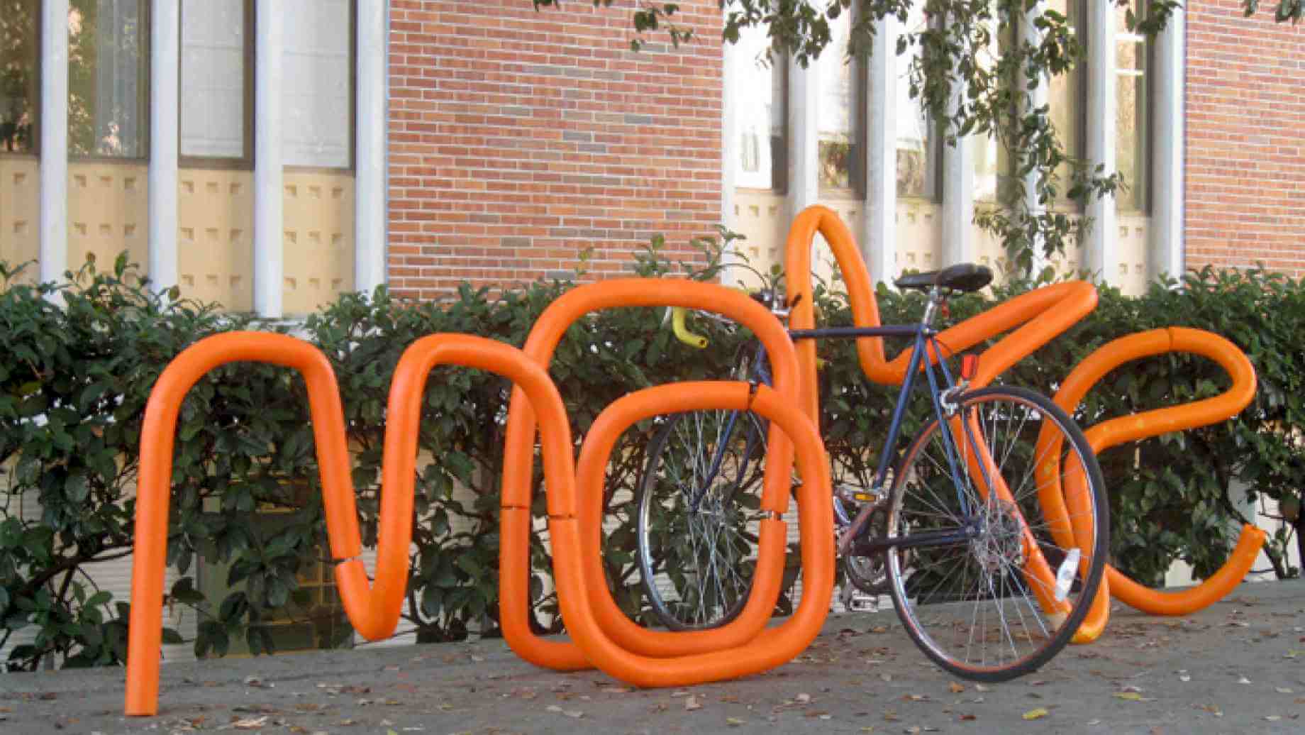 “制造”形状的自行车架