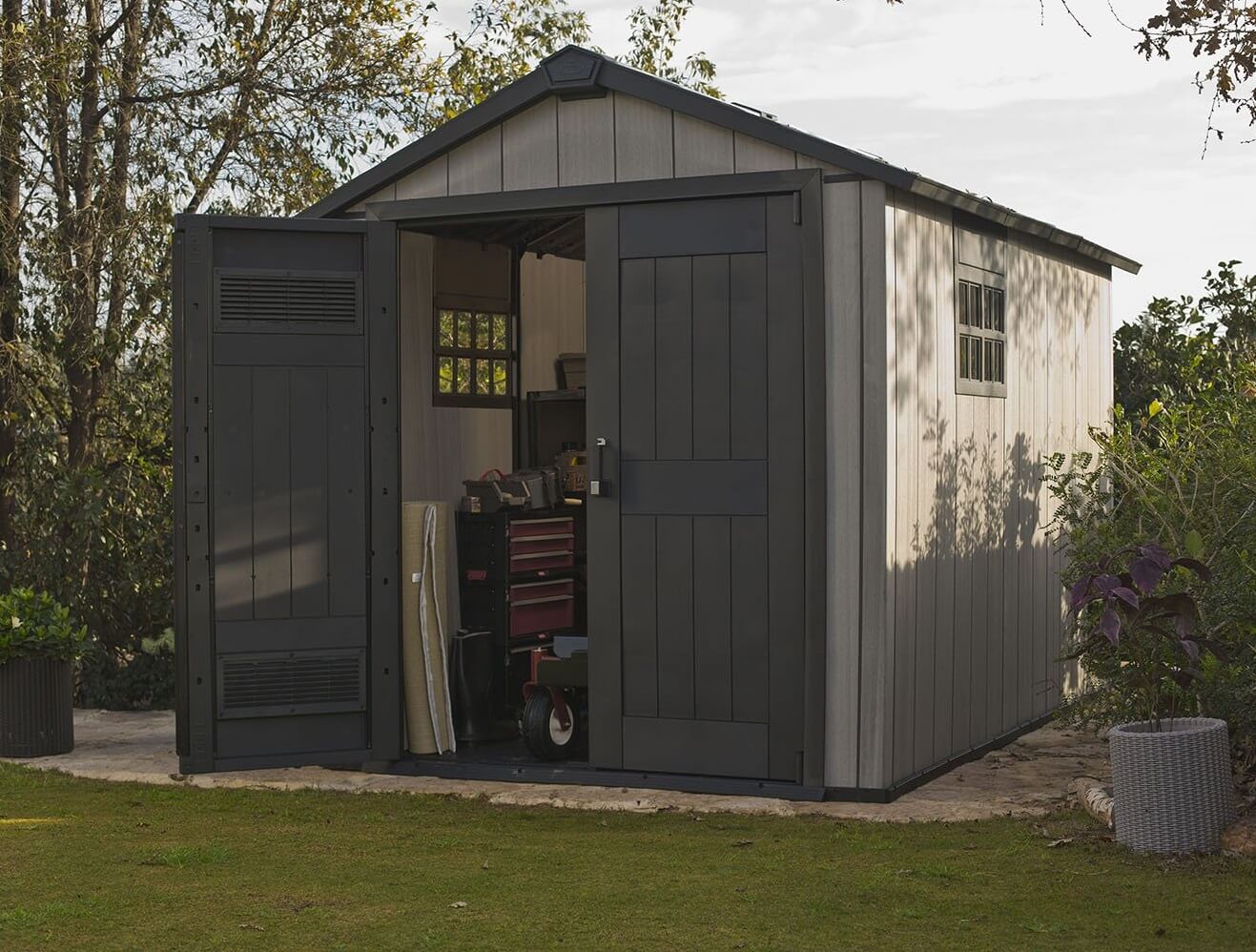 7.5' x 11' Resin Storage Shed