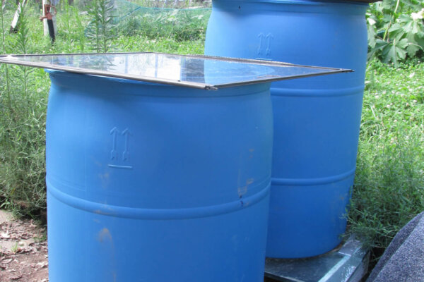 生物沙过滤器和雨水桶