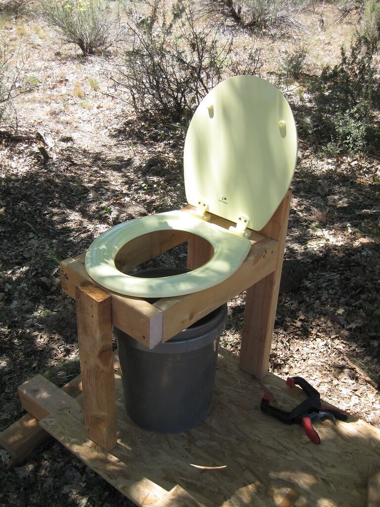 DIY堆肥厕所