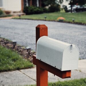 driveway and mailbox