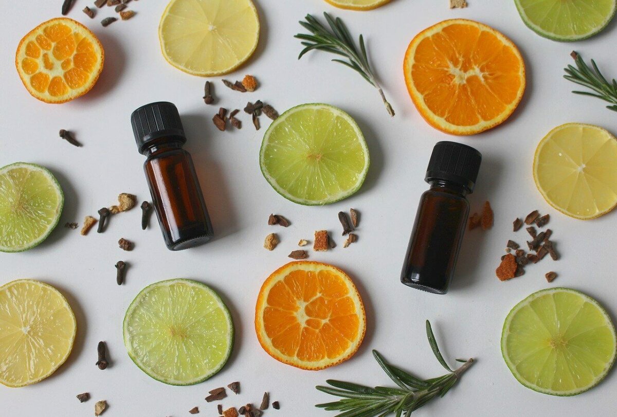 essential oils and citrus
