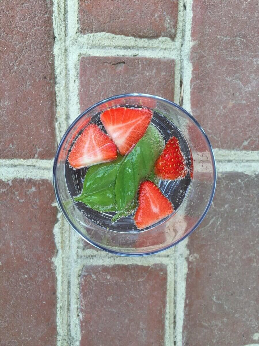 strawberry basil flavored water drink