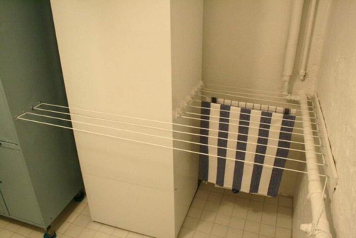 space efficient indoor clothesline