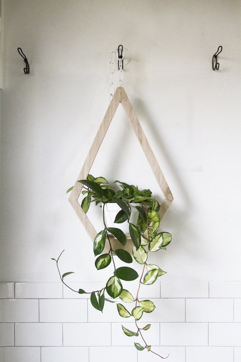 plywood-hanging-planter
