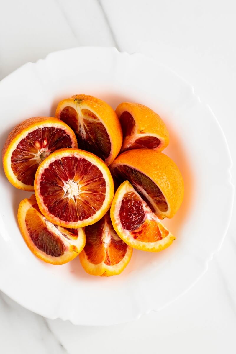 橙色水果白色陶瓷板片