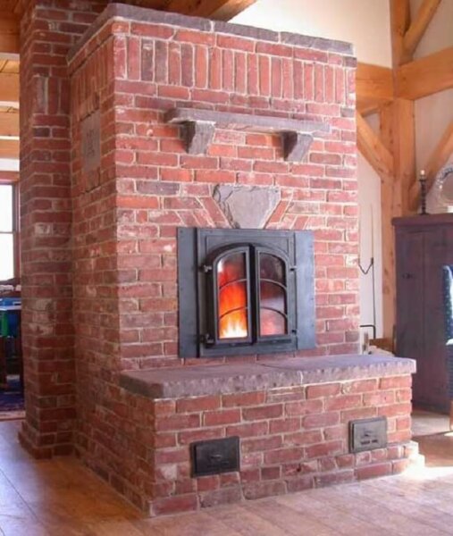 masonry-heater-reclaimed-brick
